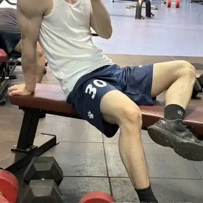 邱宇